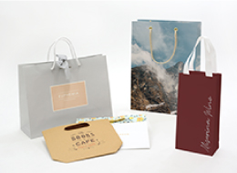 フルカラー印刷も箔押しもフルオーダーで作れるオリジナル紙袋