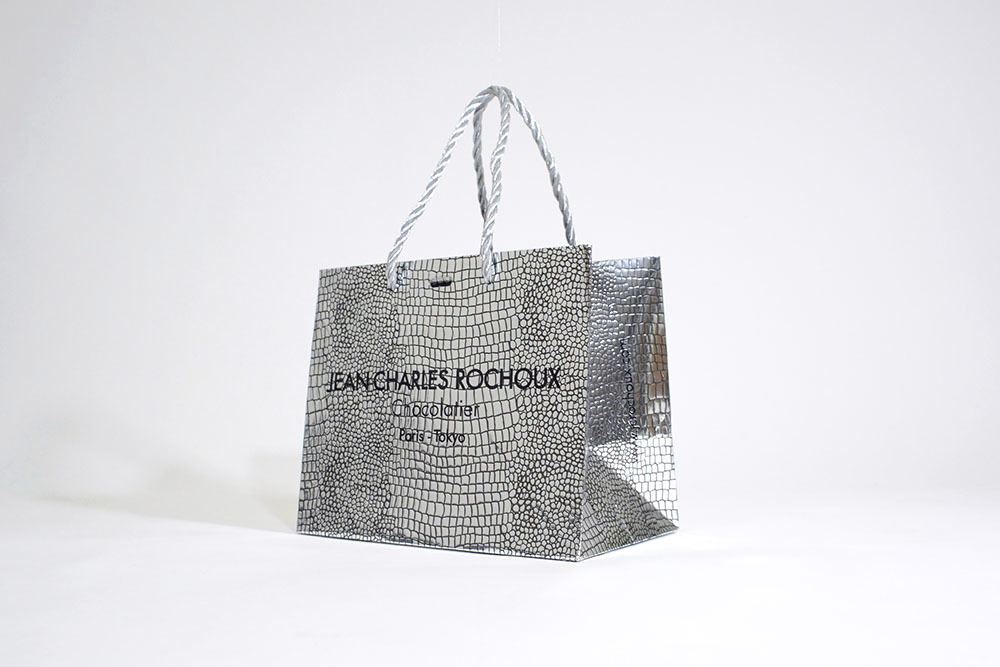 ブランディングが際立つオシャレな紙袋を読む