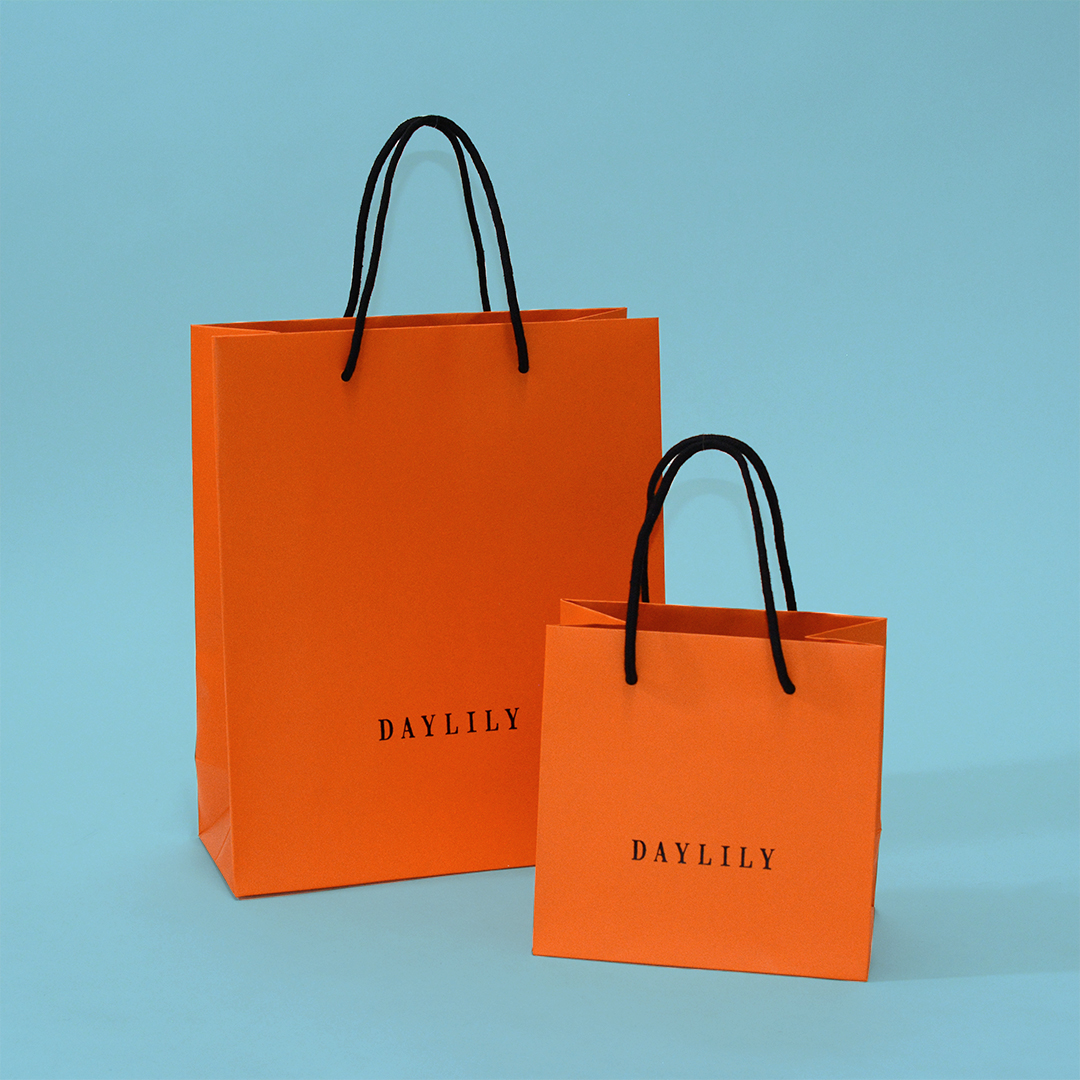 台湾発 漢方のライフスタイルブランドの紙袋0