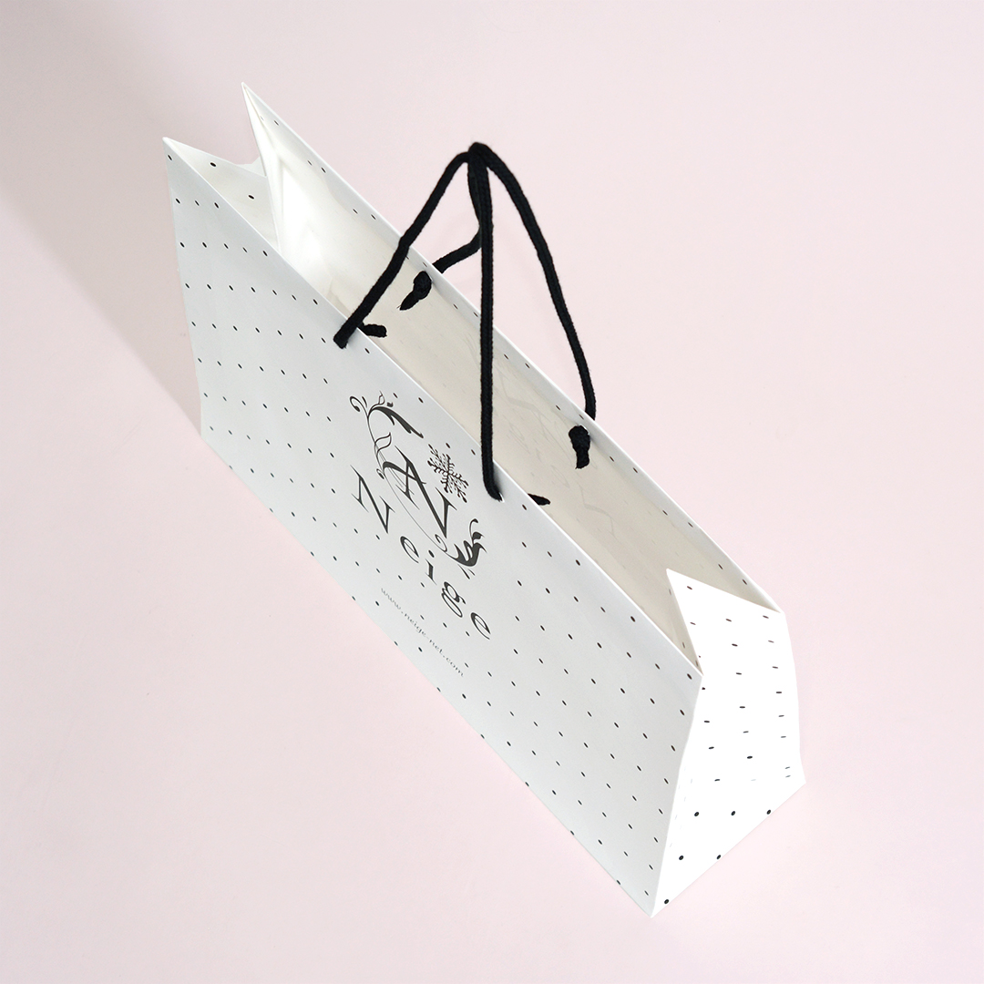 大人可愛いドットが素敵な紙袋2