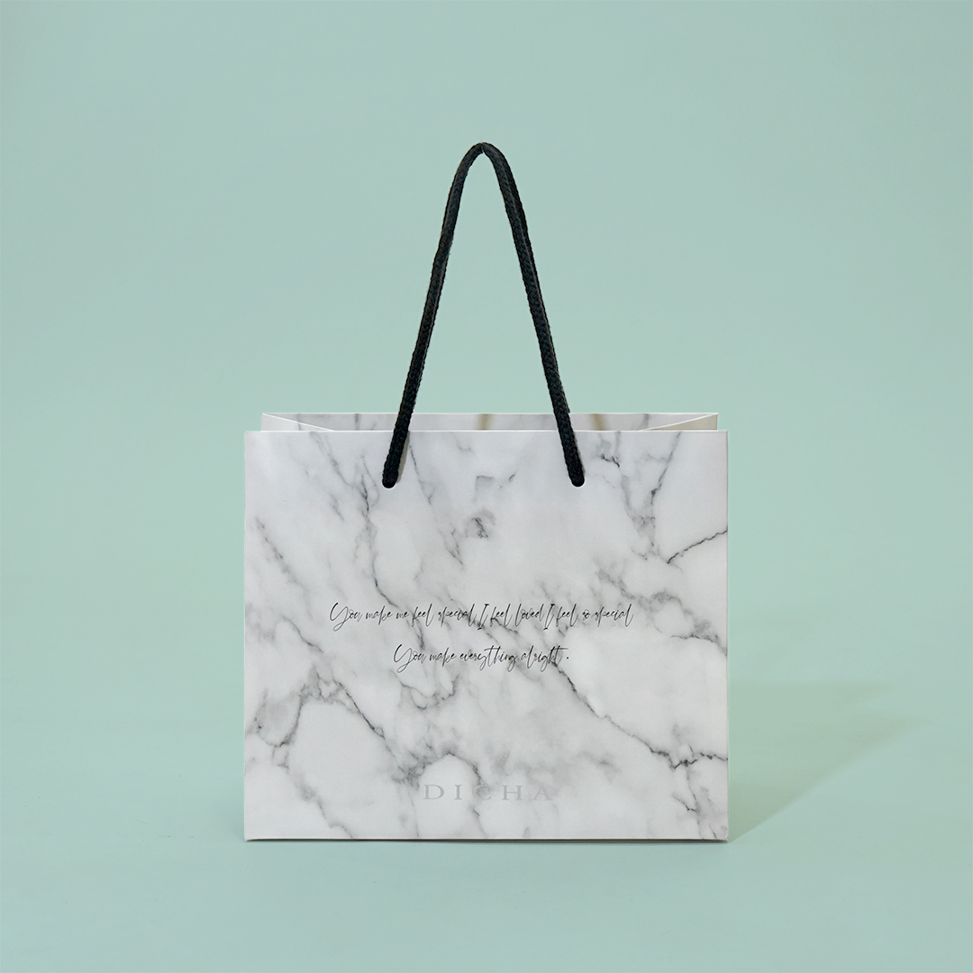 宝石が入る大理石柄ショッパー1