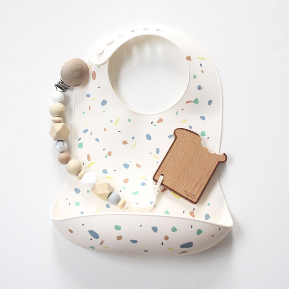 優しいデザインの紙袋5