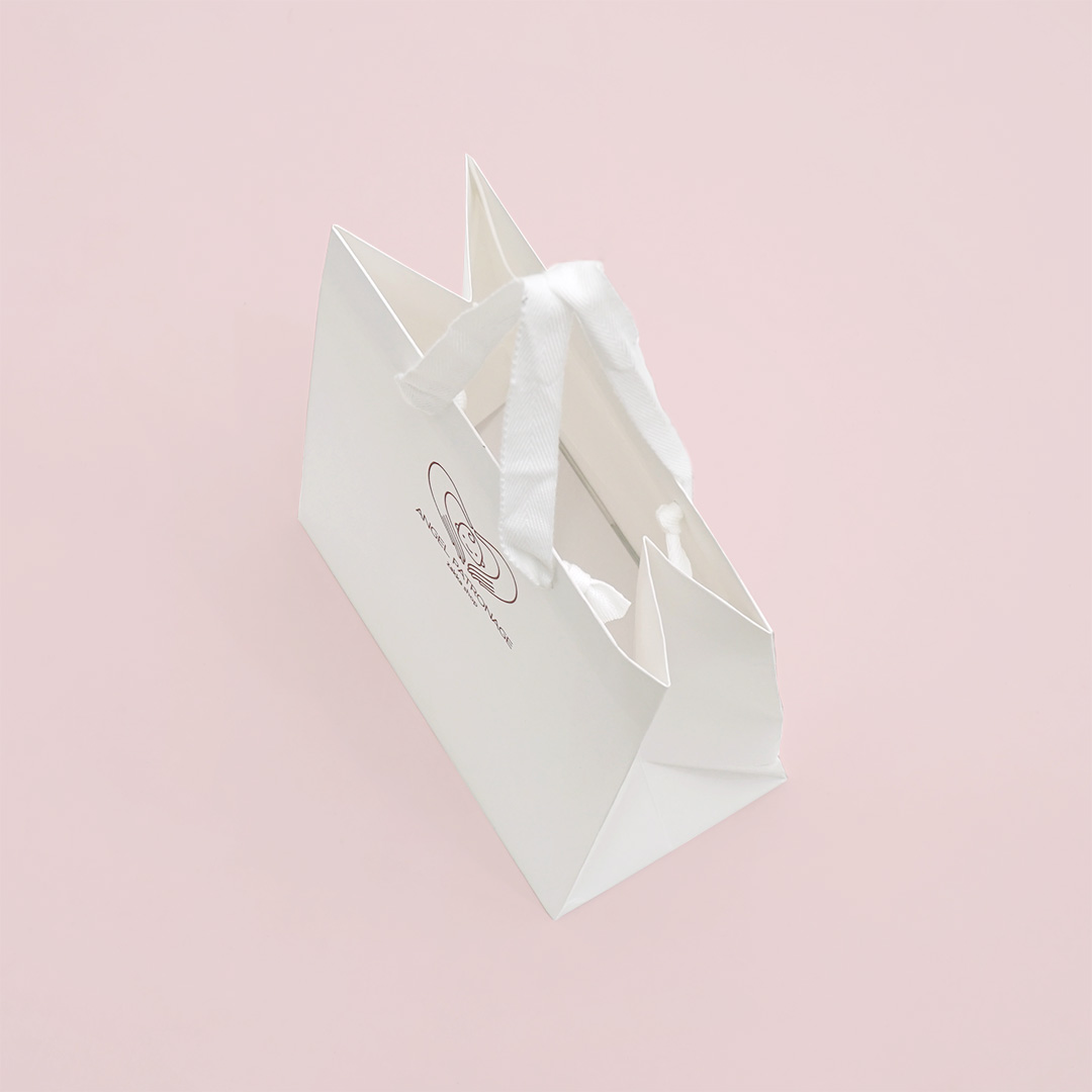 可愛らしいワインカラーの箔押し3