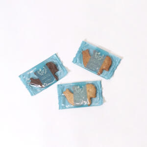 沖縄発フルーツタルト専門店の青い鳥の形をしたサブレ