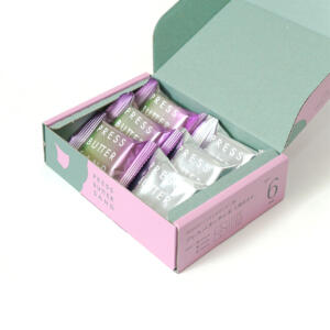 バターサンド専門店が手がける、フルカラー印刷でパステルカラーを美しく表現したオリジナルボックス