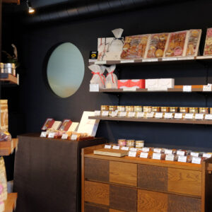 サステナブルで上品な紙袋19