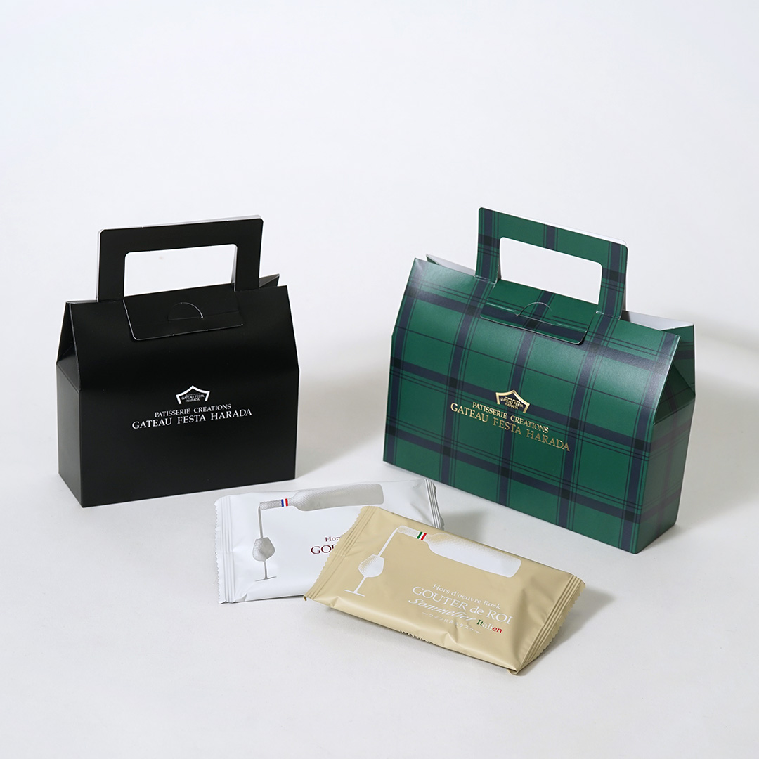 上品で目を引く工夫が凝らされたパッケージ