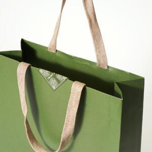 有名セレクトショップが手がける、100%紙素材のサステナブルなオリジナル紙袋