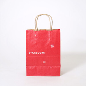 ホリデーにピッタリな絵柄が大胆に印刷された、超有名コーヒーショップのクラフト紙素材の2017年クリスマスホリデーシーズン限定オリジナル紙袋