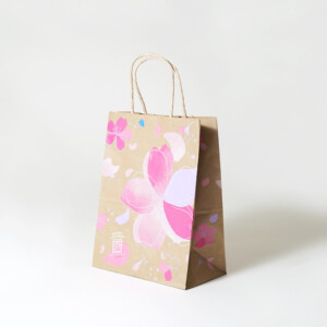 有名コーヒーショップのグラデーションが美しい桜デザインをフルカラー印刷で表現した、春限定オリジナル紙袋