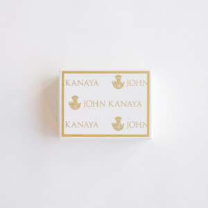 大人を魅了するショコラブランドが手がける、ゴールドの縁取りデザインが上品なオリジナルボックス