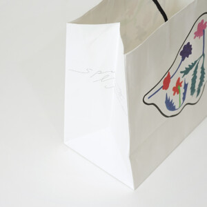 人気スイーツブランドのレトロポップなイラストをフルカラー印刷で表現した、オリジナル紙袋