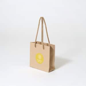 大阪・天神橋の台湾菓子専門店が手がける、プチギフトにぴったりなクラフト紙のミニサイズオリジナル紙袋