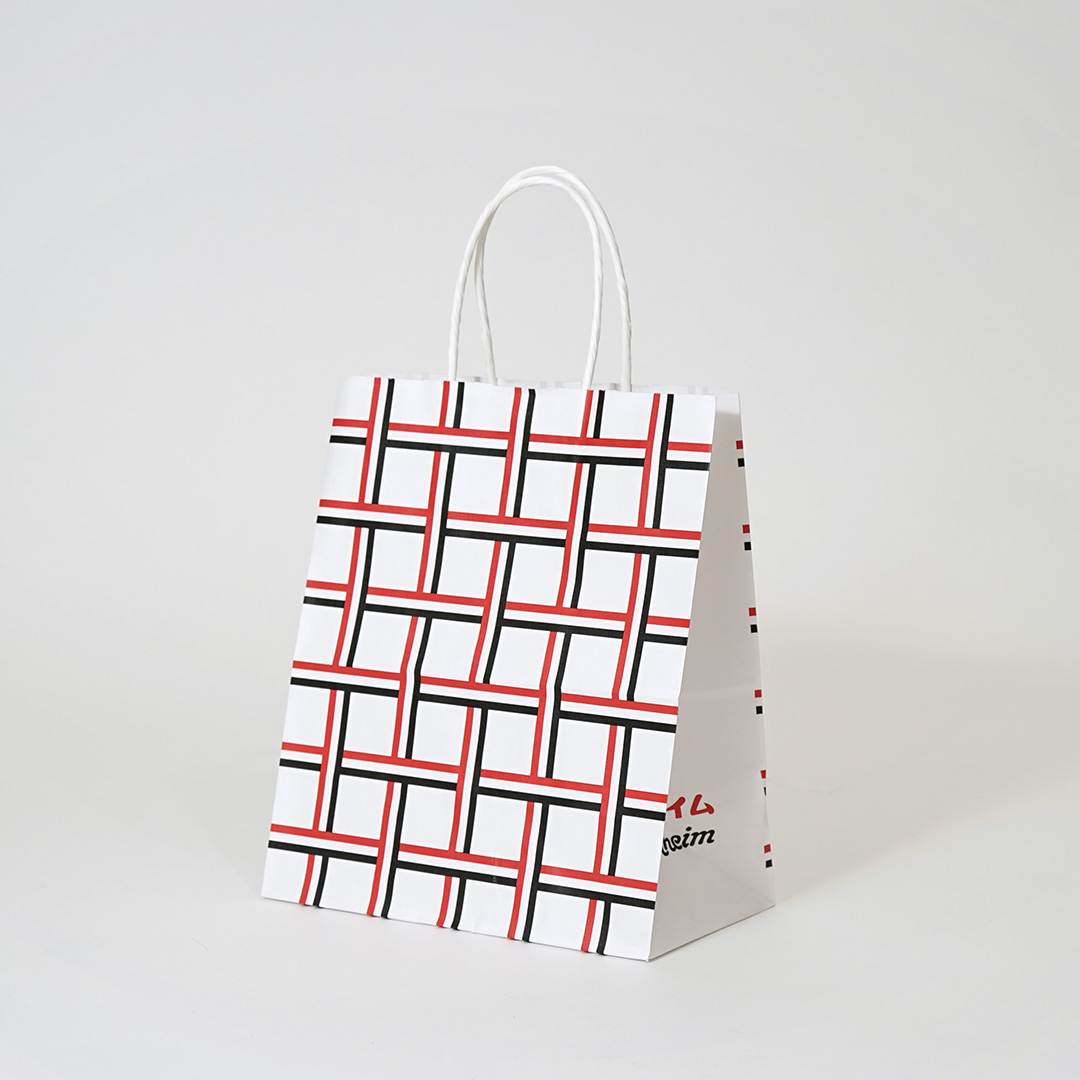 100周年を迎えた神戸発祥の洋菓子ブランドの紙袋