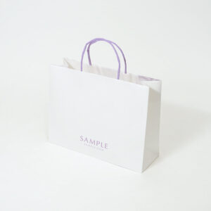 口折り部分にライトパープでプリントされたマーブル模様が、上品で雰囲気ある紙袋