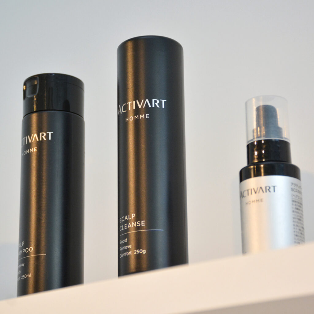 高級感あるシルバー箔が映えるパッケージ2