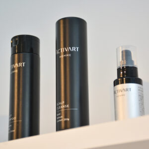 高級感あるシルバー箔が映えるパッケージ2