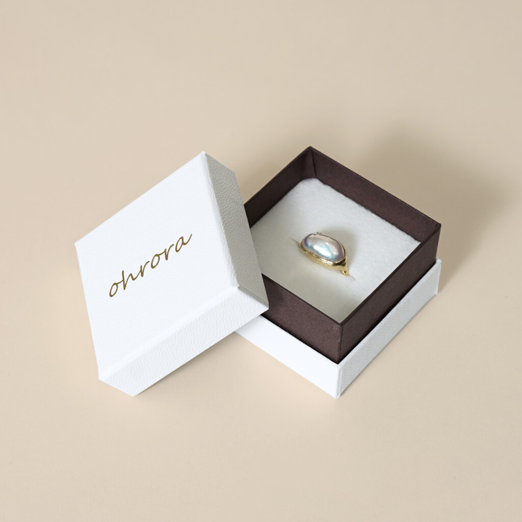 柔らかい風合いのパールジュエリーの紙袋7