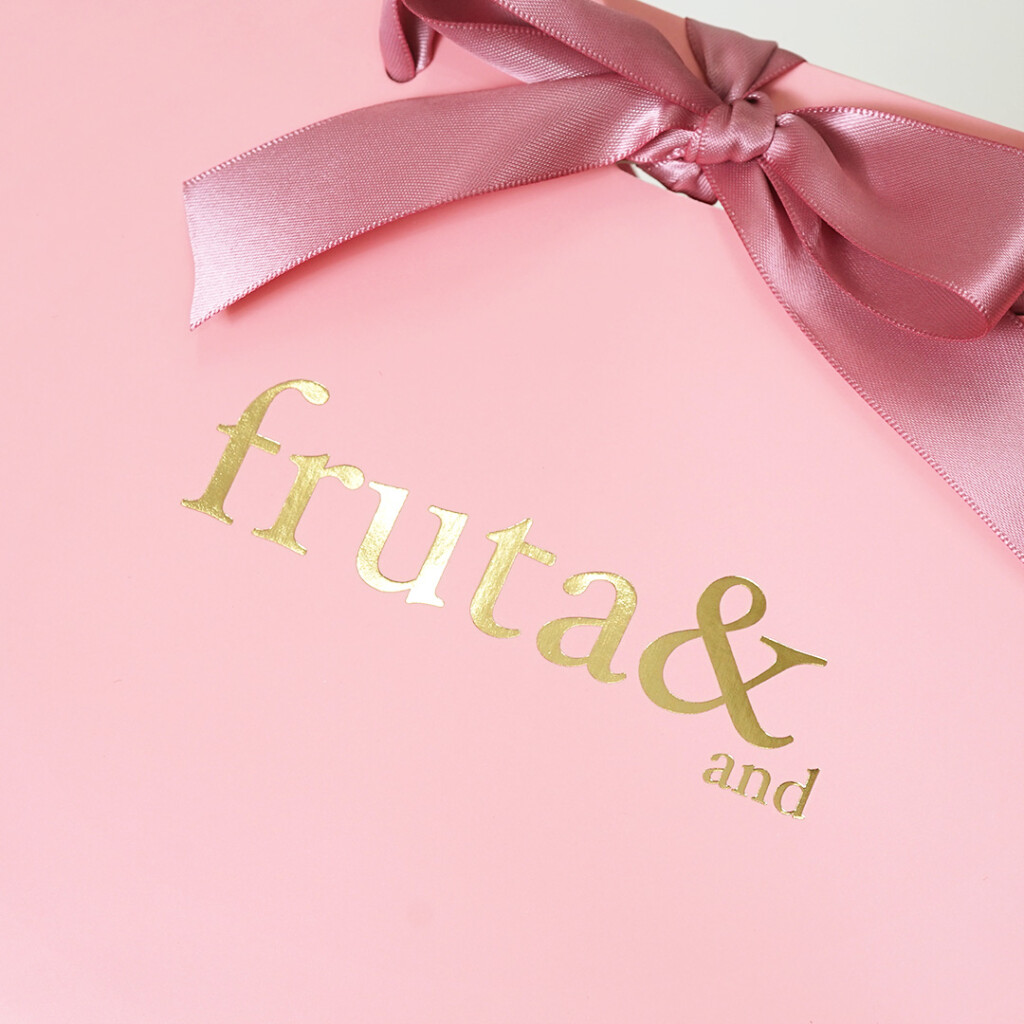 ピンクで統一された上品なパッケージ5