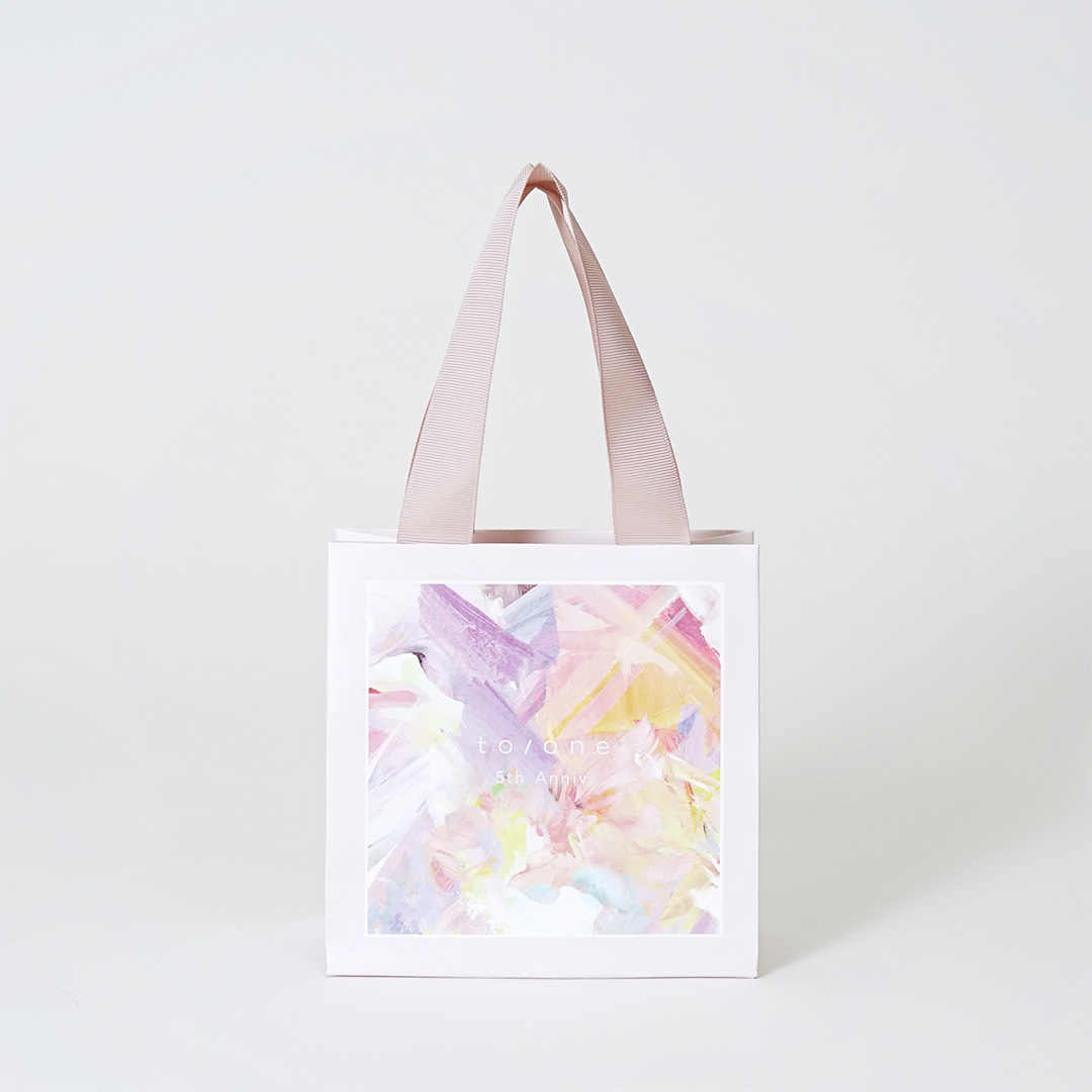 オーガニックコスメブランドのアニバーサリー限定ショッパー