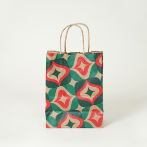 未晒のクラフト紙にイルミネーションのような絵柄が印刷された、コーヒーショップのクリスマスシーズン限定のオリジナル紙袋