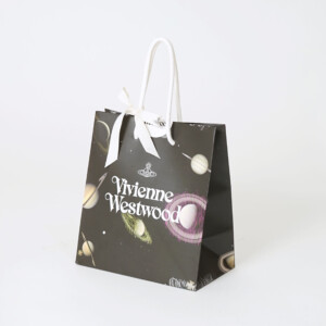 天体のイラストがフルカラー印刷された、イギリス発アパレルブランドの神秘的でロックなオリジナル紙袋