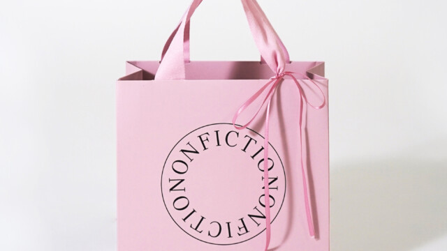 韓国発香水ブランドのホワイトデー限定ショッパーを読む