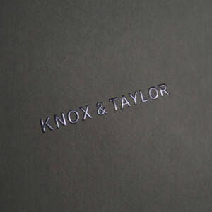 ブライダル企業が展開するブランドの紙袋14