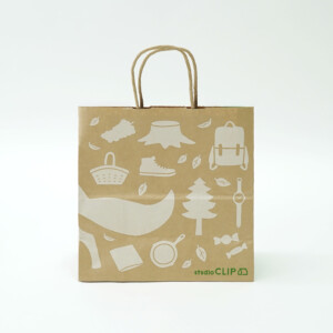 ナチュラルなクラフト紙にキツネのイラストが大きく描かれた、雑貨ブランドのオリジナル紙袋