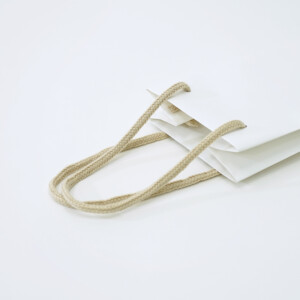 イラストを利用したアイコニックなパッケージ6