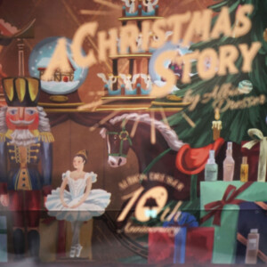 美しさを追求するセレクトコスメショップが贈る、子供の夢が内面に描かれた、ブランド10周年を記念するホリデー限定オリジナル紙袋