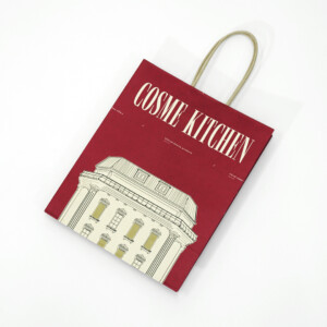 コスメティックブランドで人気の、ヴィンテージ感のあるクラフト紙を採用した、高級感あるホリデー限定オリジナル紙袋