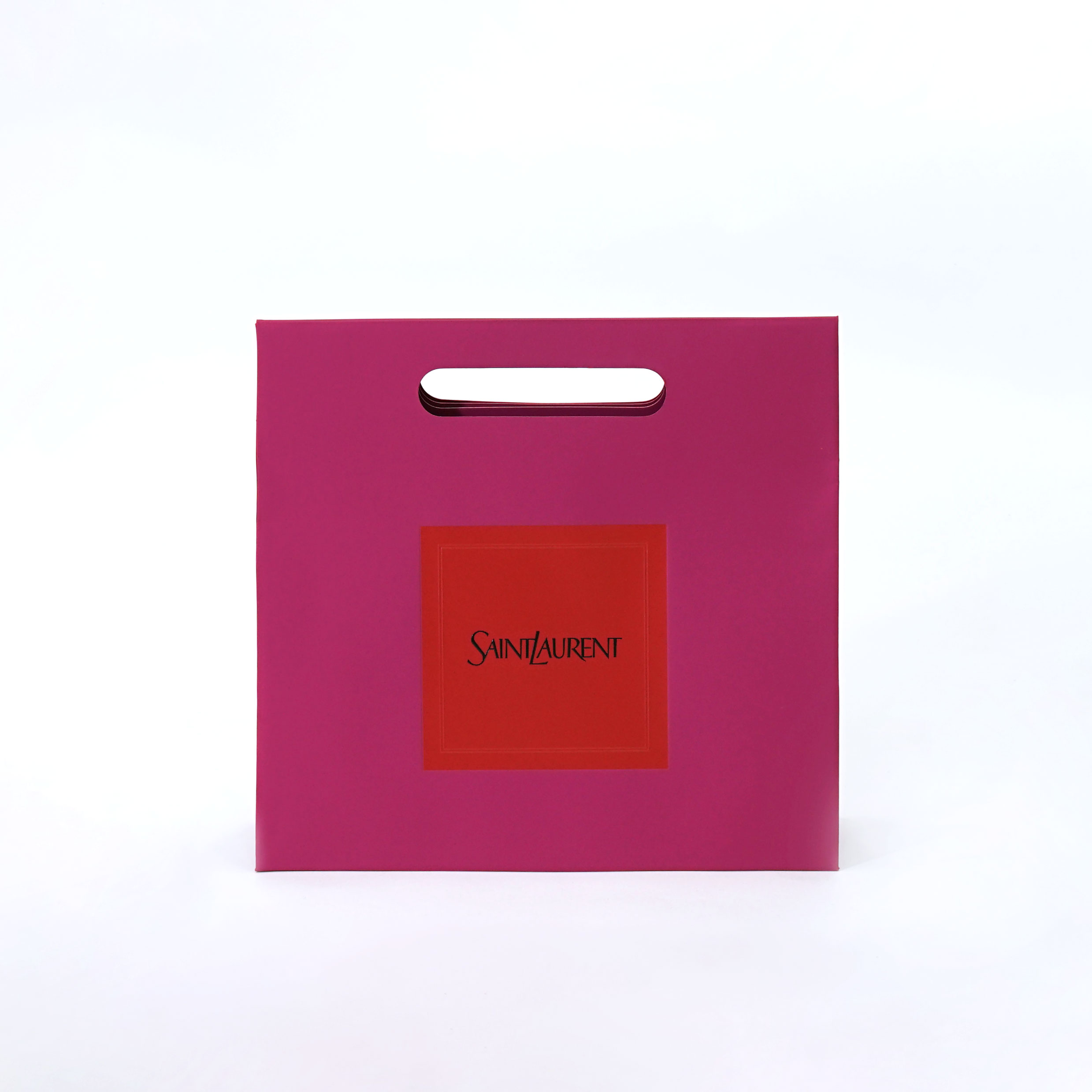 ファッショナブルなラグジュアリーブランドの限定パッケージ