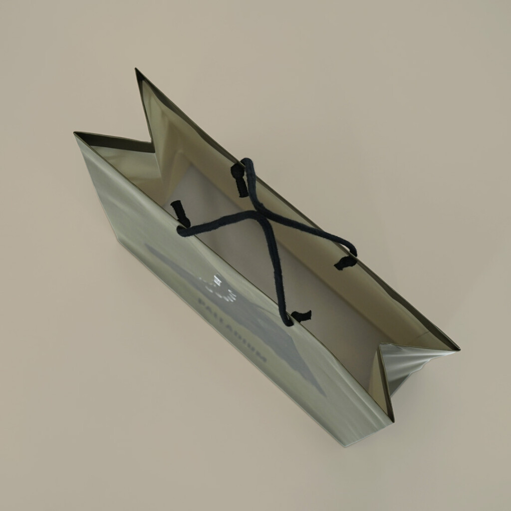 遊び心溢れるスタイリッシュなパッケージ4