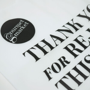 不織布ショッパーの素材感をアップで捉えた写真