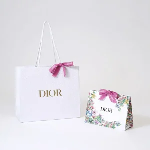 箔押し加工が、高級感を演出するオリジナル紙袋