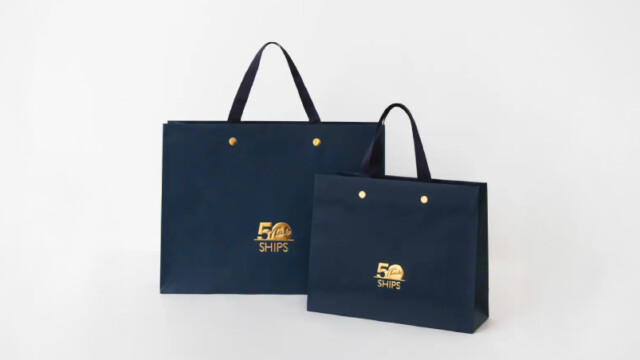 高級感と信頼感を演出する、アパレルブランドのオリジナル紙袋