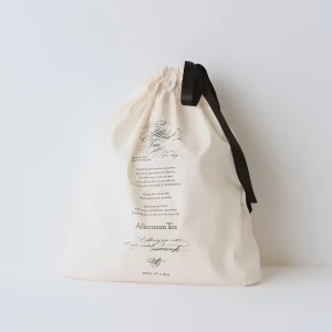 環境意識の高いライフスタイル雑貨ブランドが選んだ、サステナブルなオリジナルコットン巾着