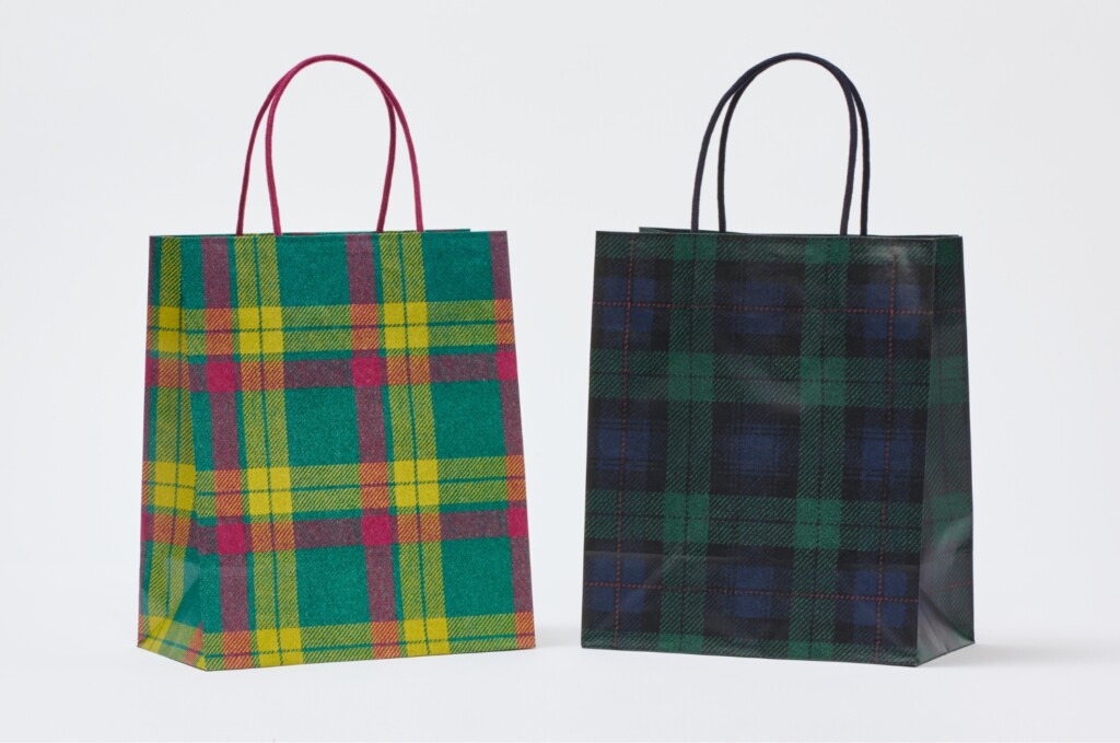 大手百貨店の驚きを演出するオリジナル紙袋