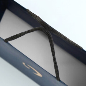 伝統的工芸品の品格を感じさせる紙袋6