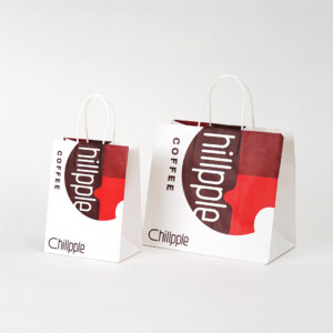 ロゴマークを主役にした、遊び心のある紙袋1